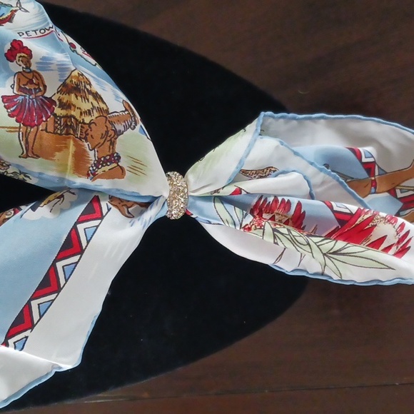 925 Italy Godiva Jewelry - Godiva Pendant/Scarf Ring, 925 Italy Snake Chain 18"-20"